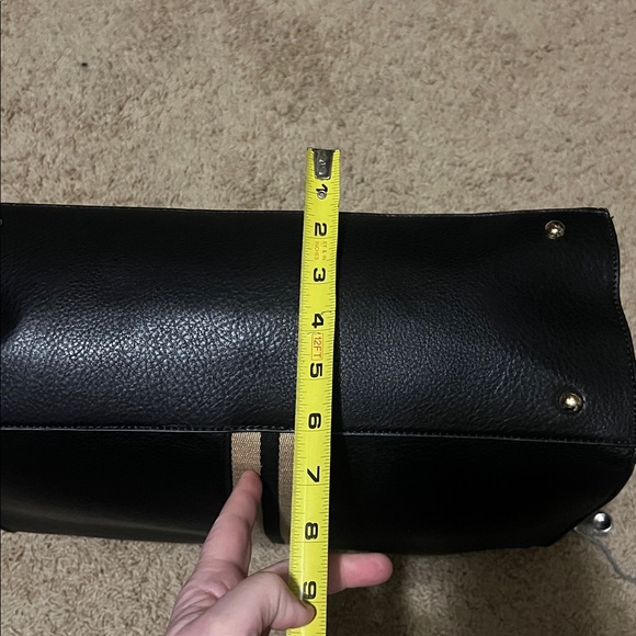 Purse - Picture 6 of 6